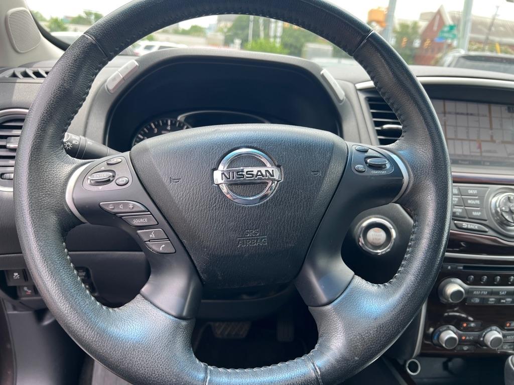 Nissan Pathfinder  2016