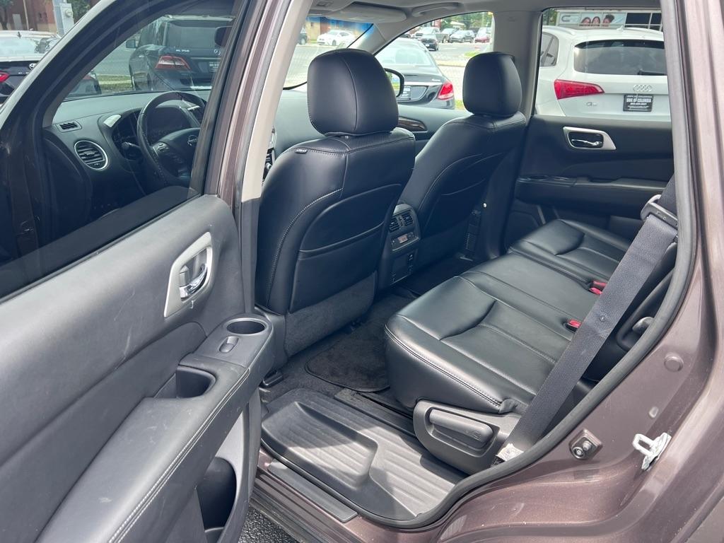 Nissan Pathfinder  2016