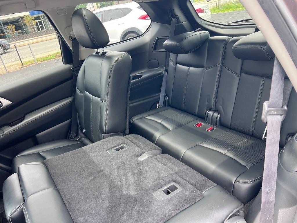 Nissan Pathfinder  2016