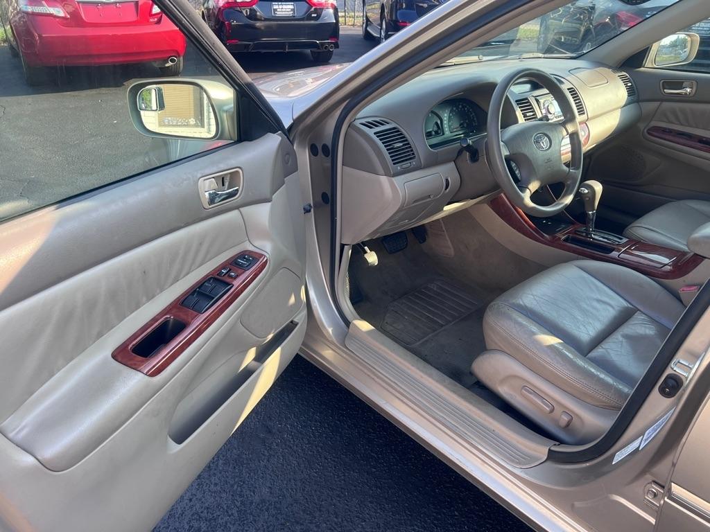 Toyota Camry  2002