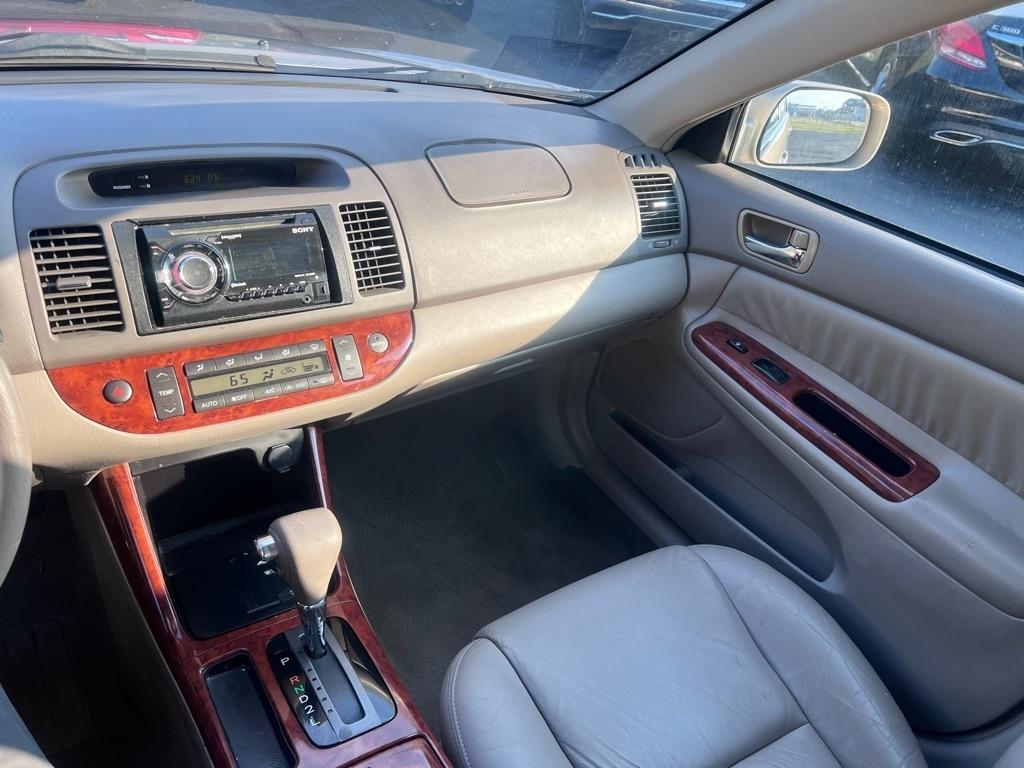 Toyota Camry  2002