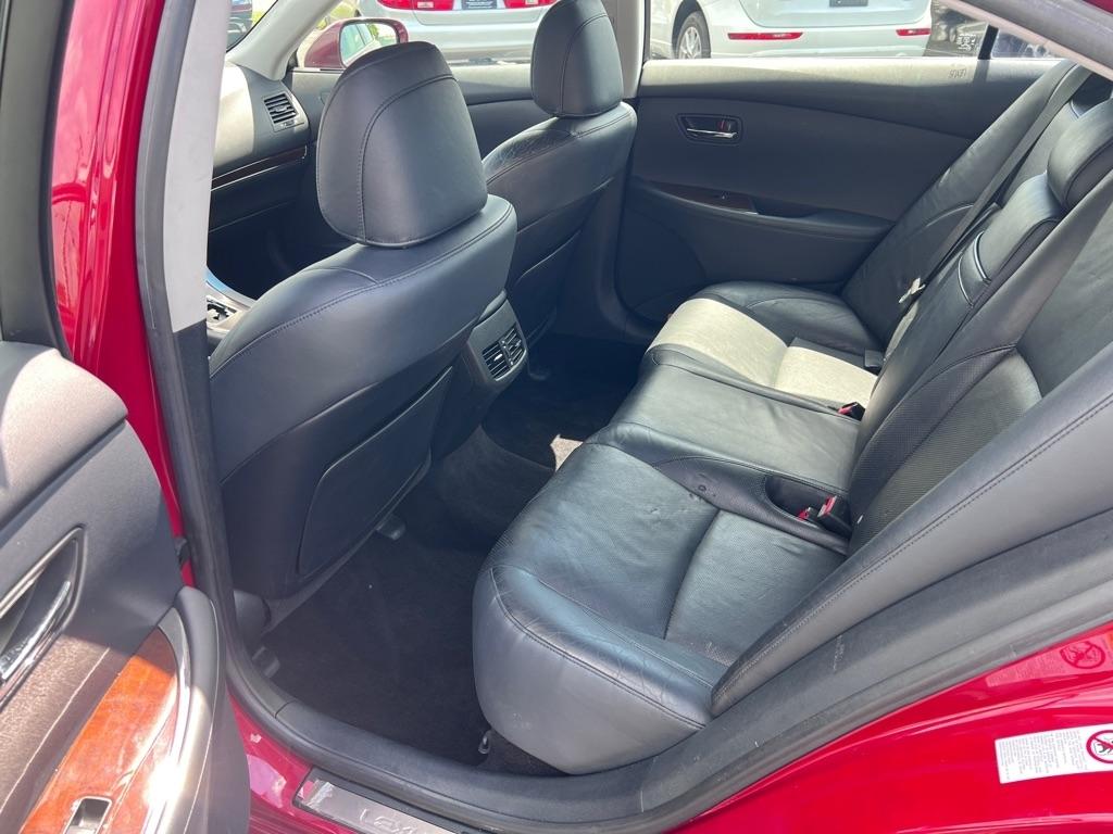 Lexus ES 350  2010