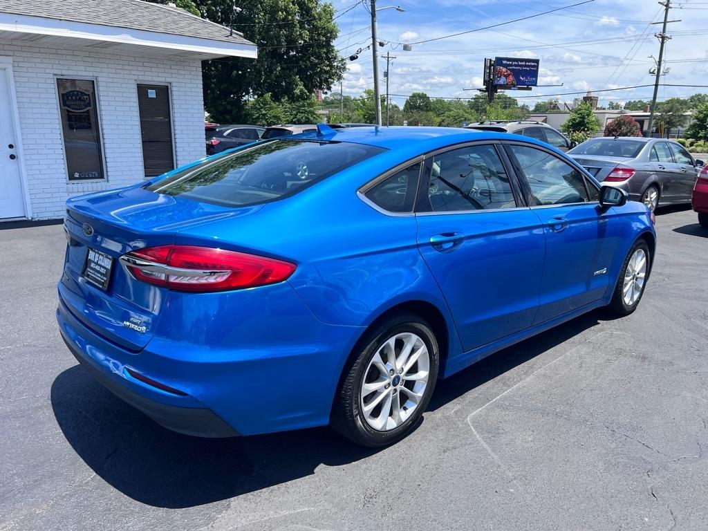 Ford Fusion Hybrid  2019