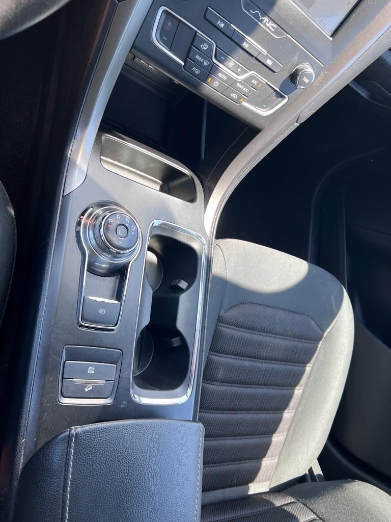 Ford Fusion Hybrid  2019