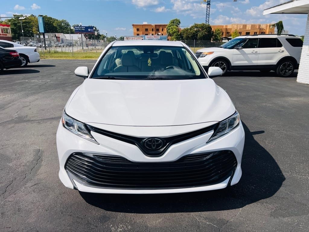 Toyota Camry  2019