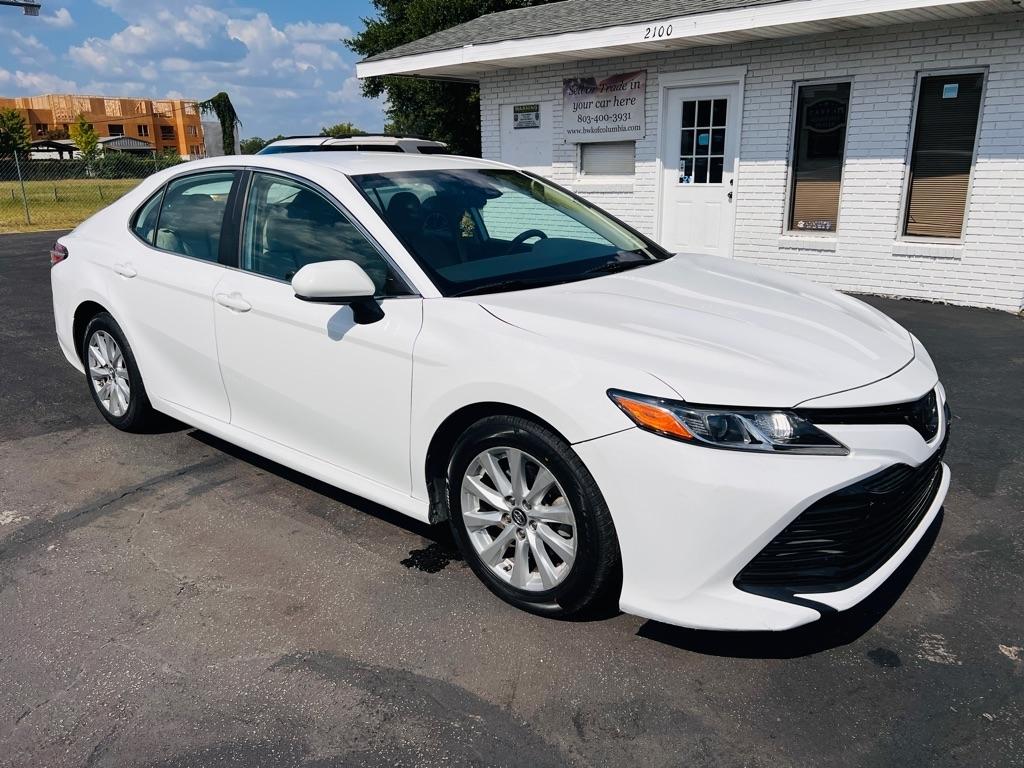 Toyota Camry  2019