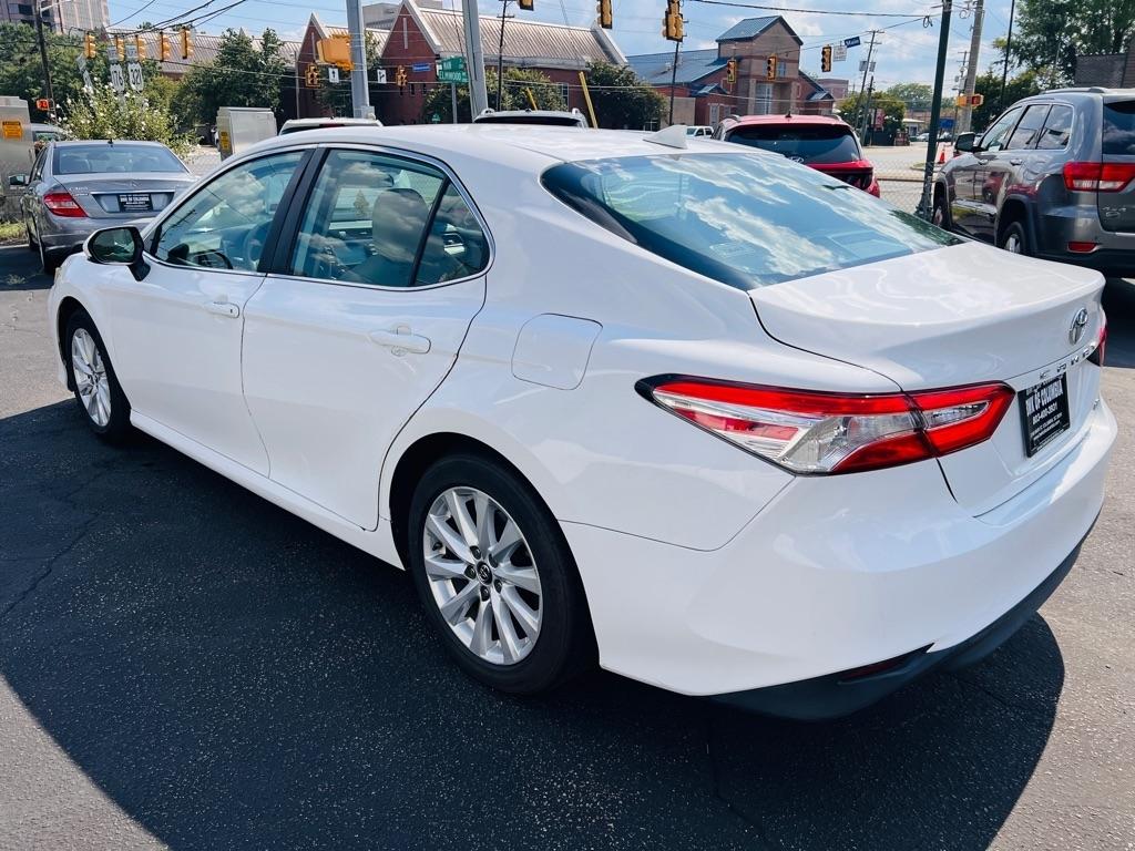 Toyota Camry  2019
