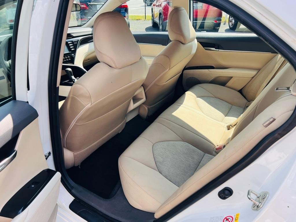 Toyota Camry  2019