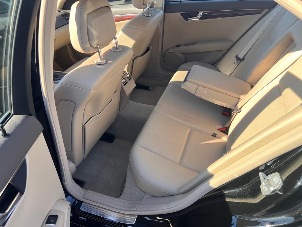 Mercedes-Benz C-Class  2011