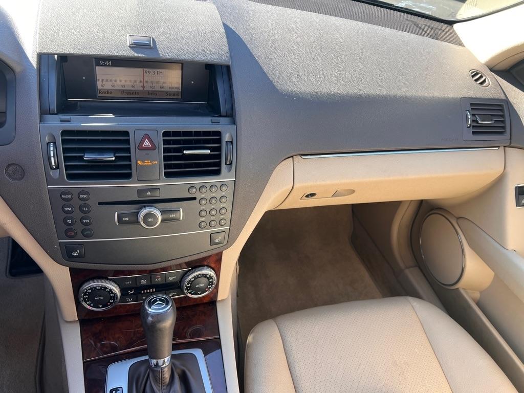 Mercedes-Benz C-Class  2011