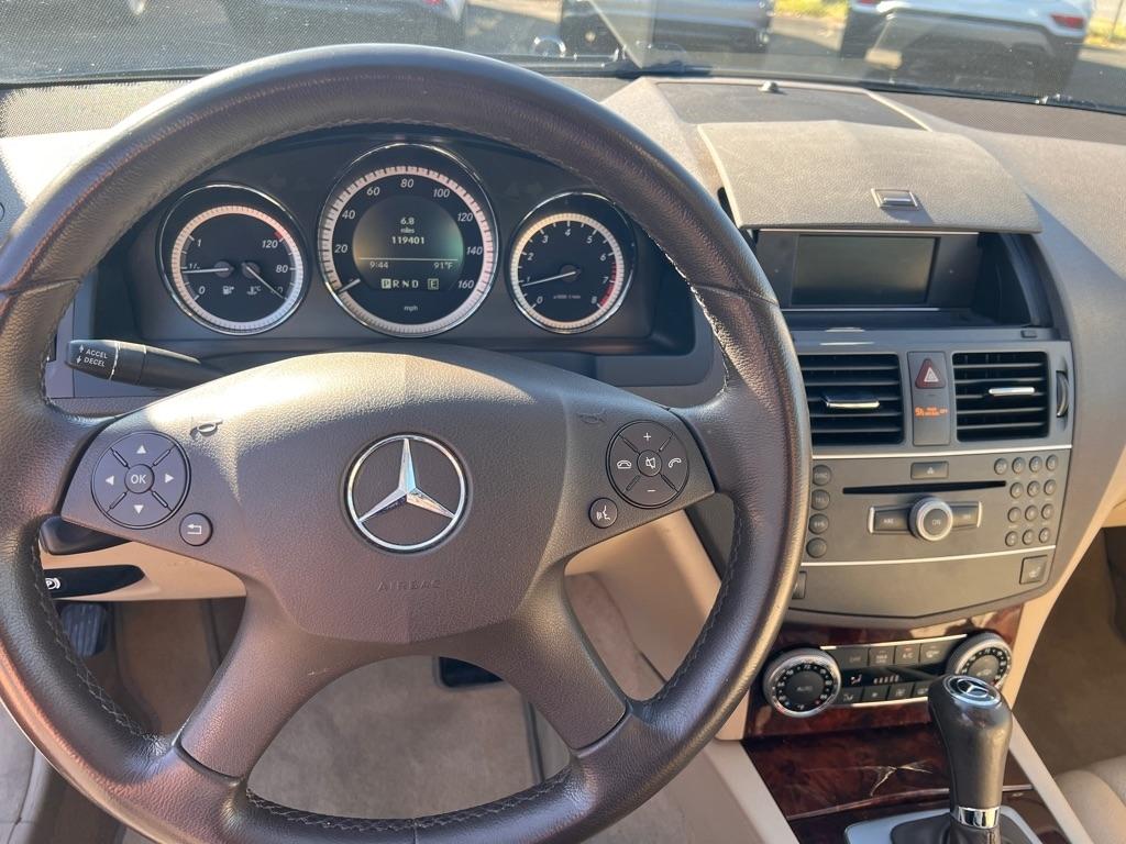 Mercedes-Benz C-Class  2011