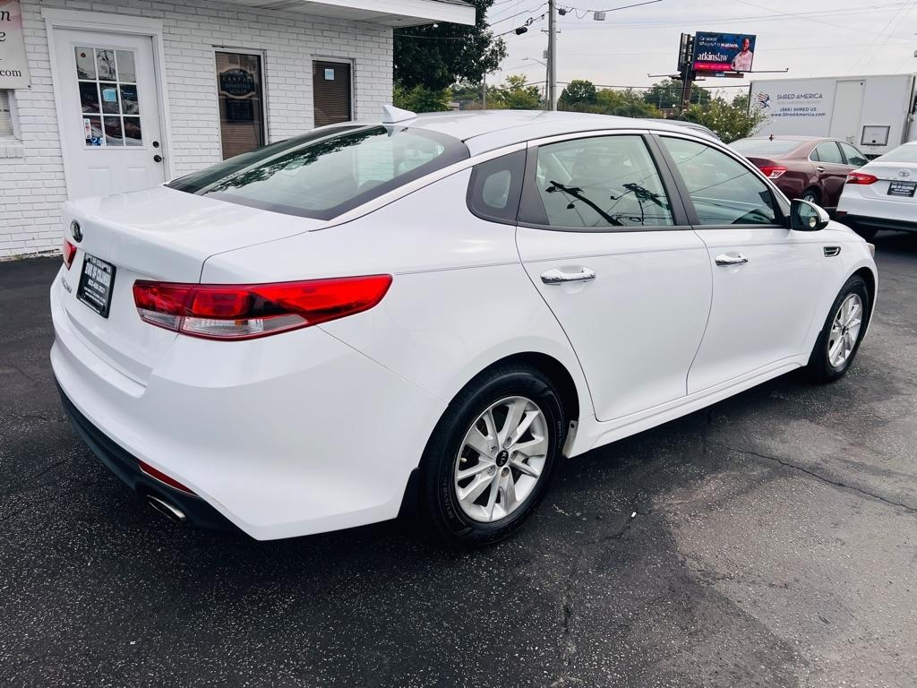 Kia Optima  2016