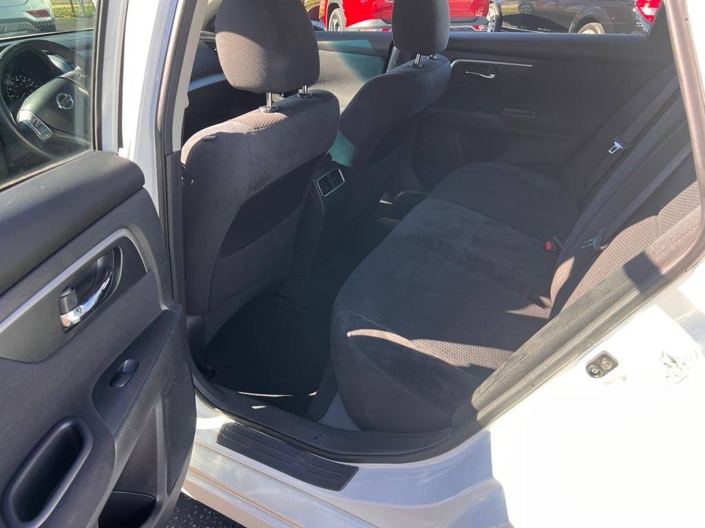 Nissan Altima  2015