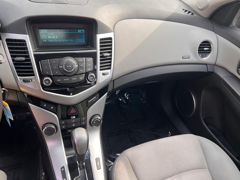 Chevrolet Cruze  2011