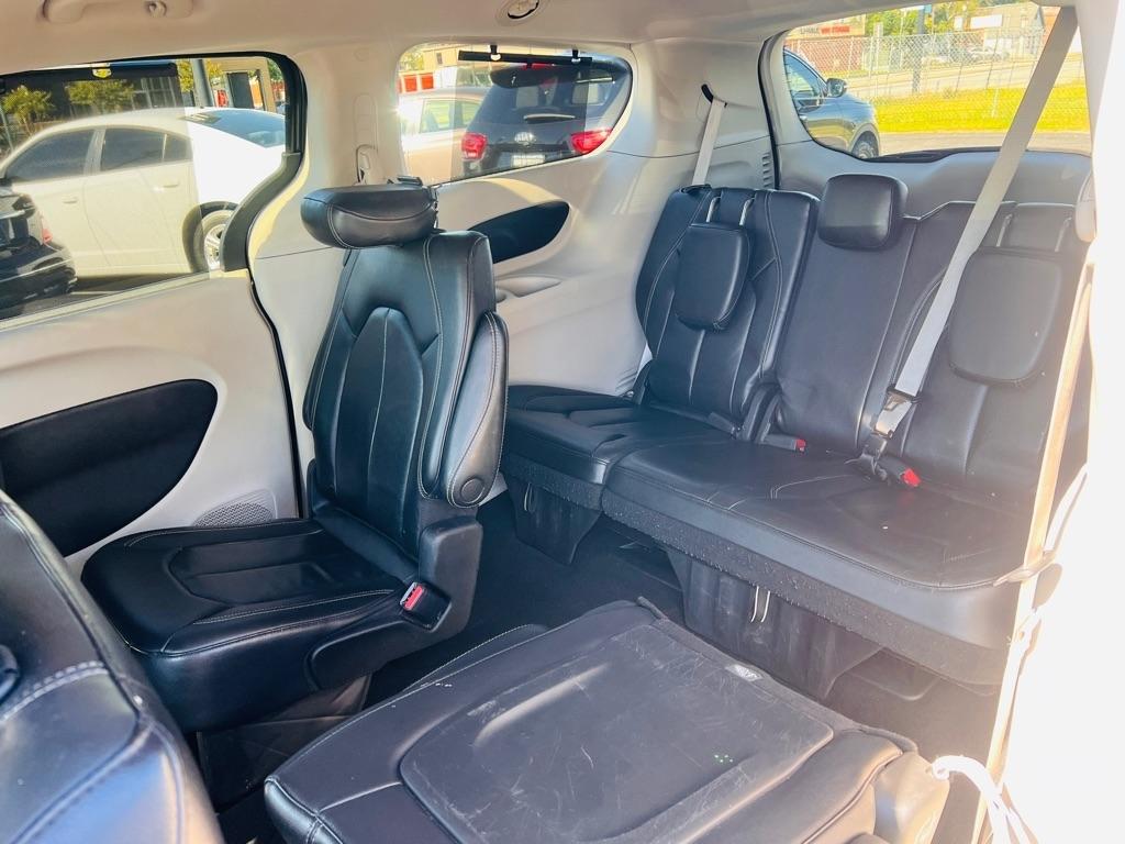 Chrysler Pacifica  2022