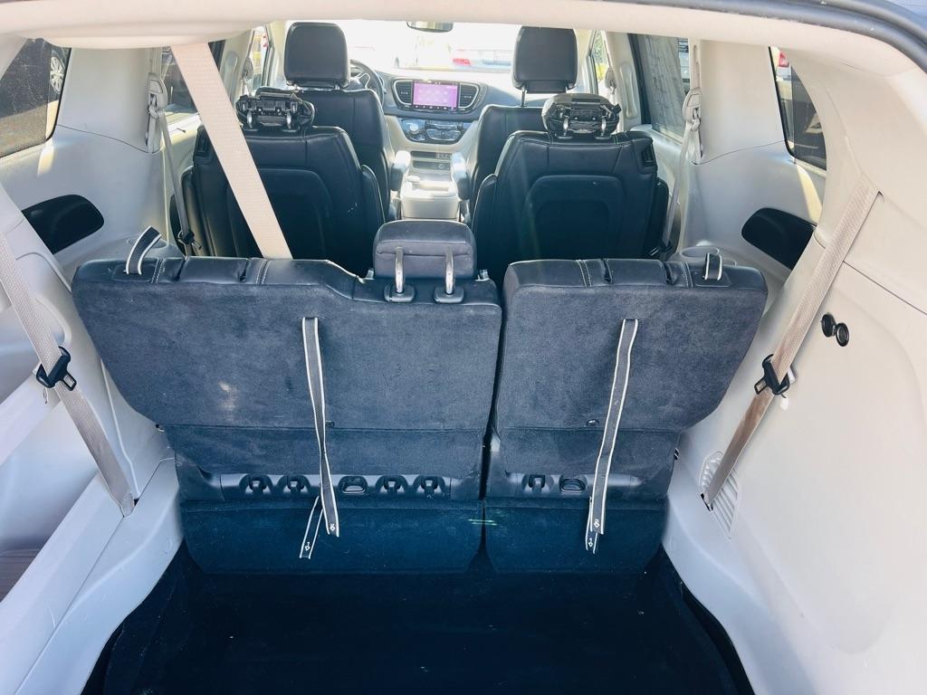 Chrysler Pacifica  2022