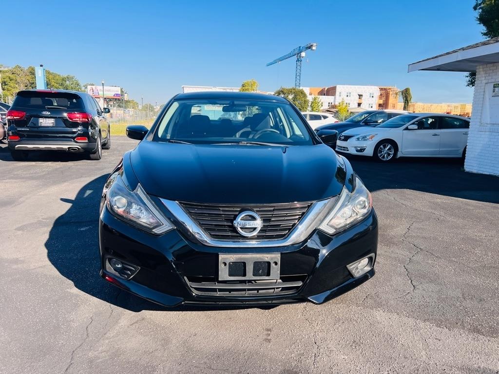 Nissan Altima  2017