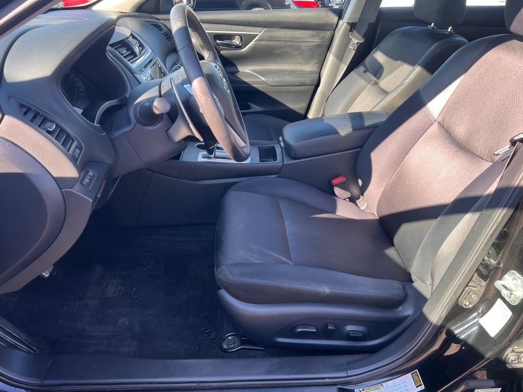 Nissan Altima  2017