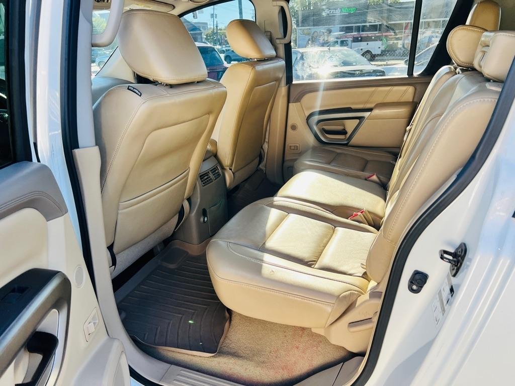 Nissan Armada  2015