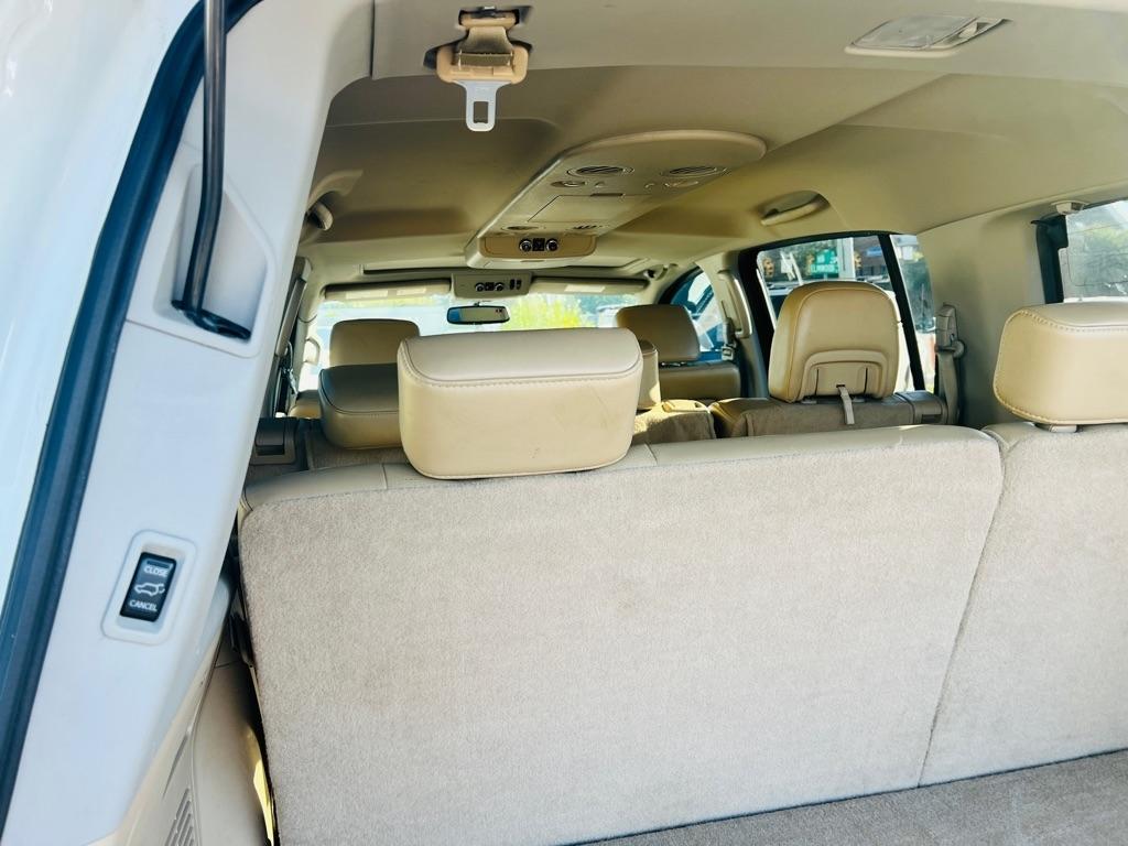 Nissan Armada  2015