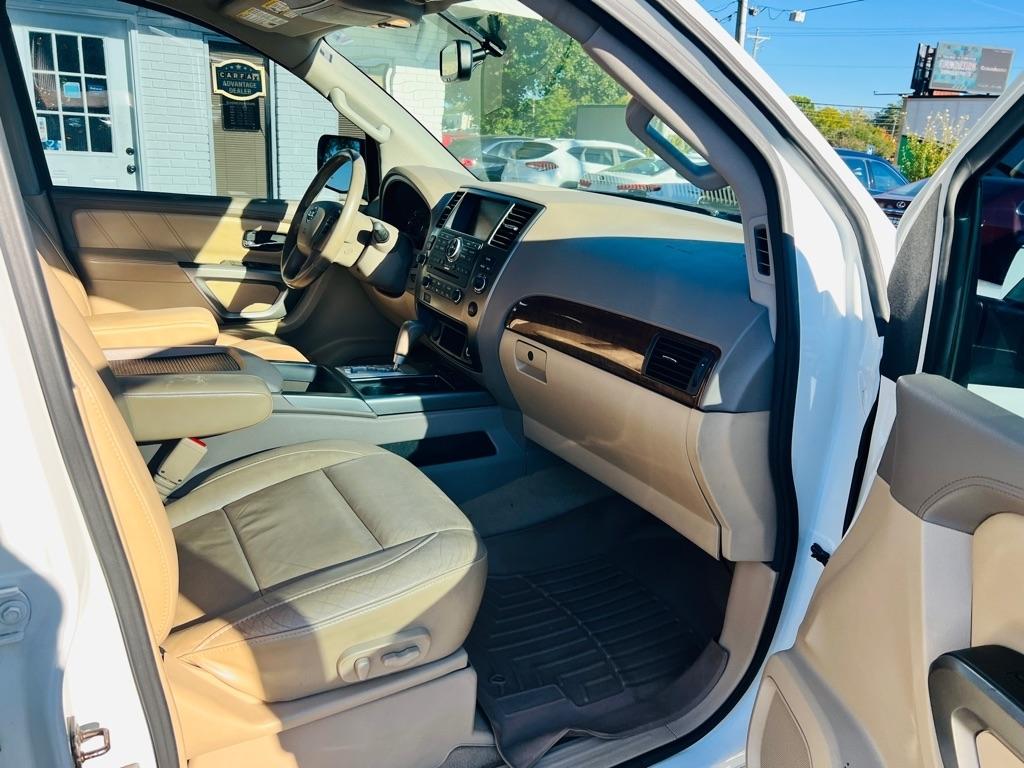 Nissan Armada  2015