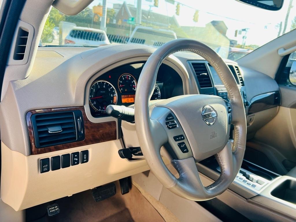 Nissan Armada  2015