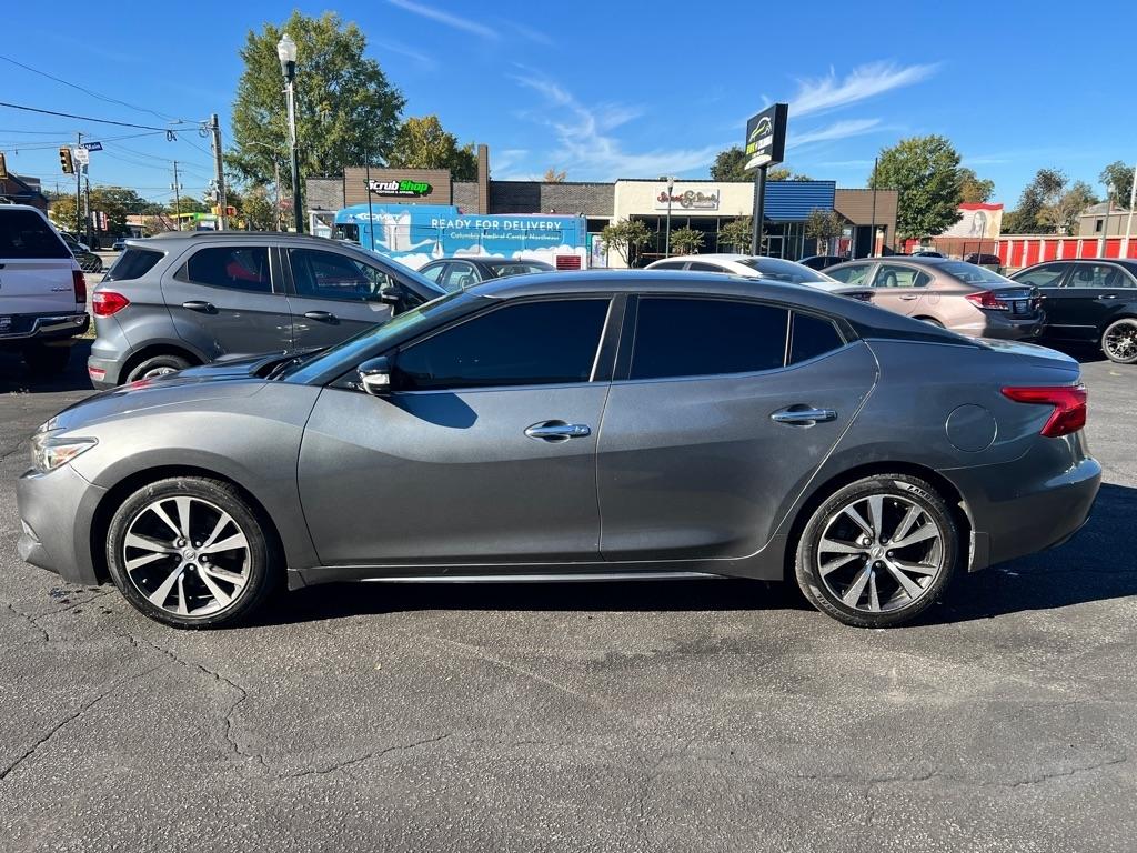 Nissan Maxima  2016