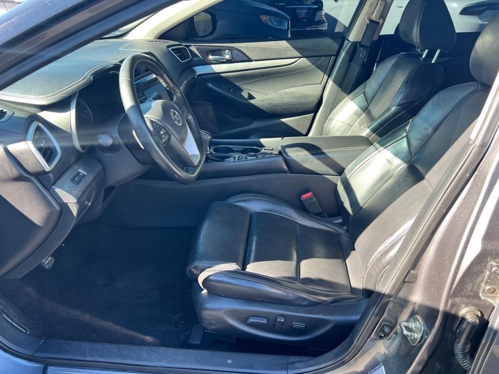 Nissan Maxima  2016