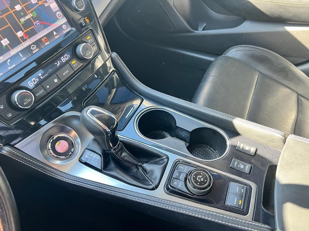Nissan Maxima  2016