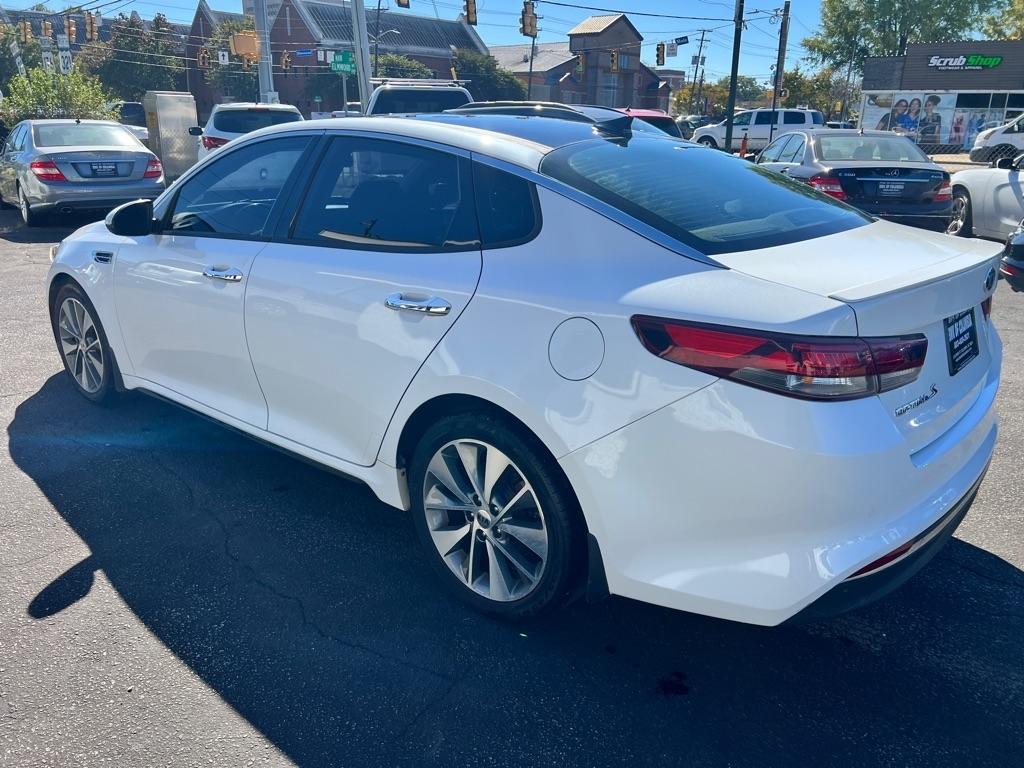 Kia Optima  2018