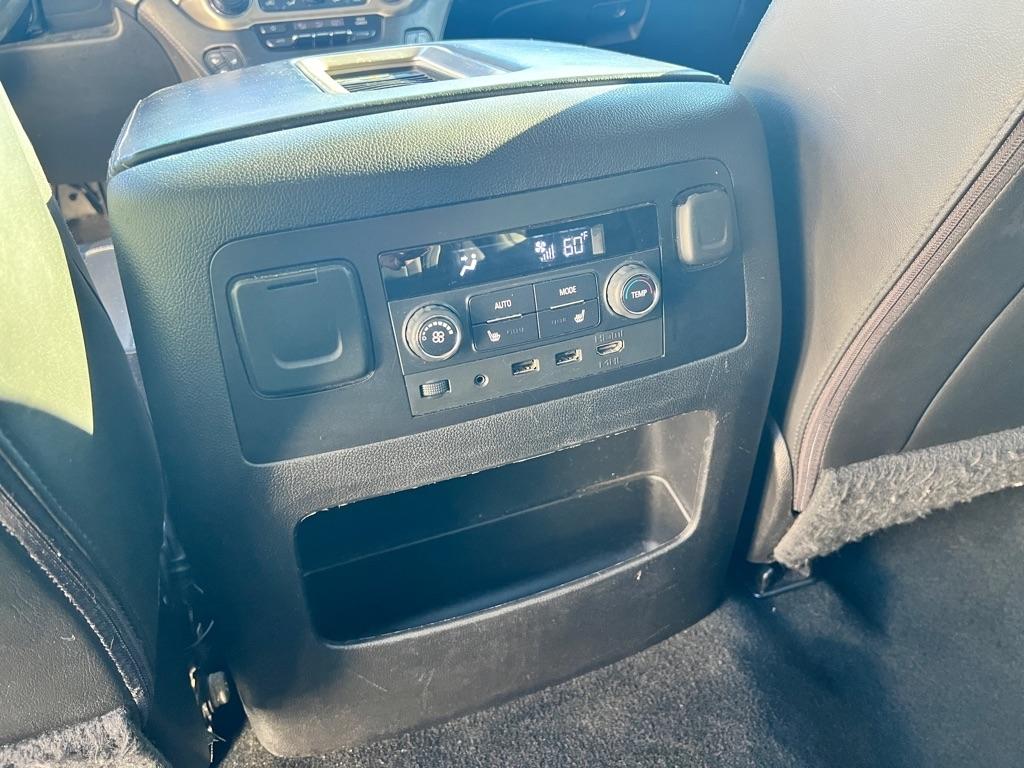 GMC Yukon XL  2017