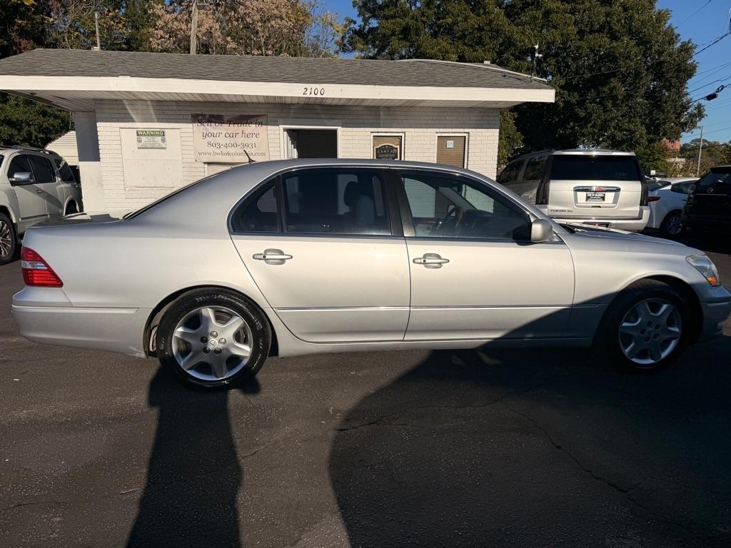 Lexus LS 430  2004