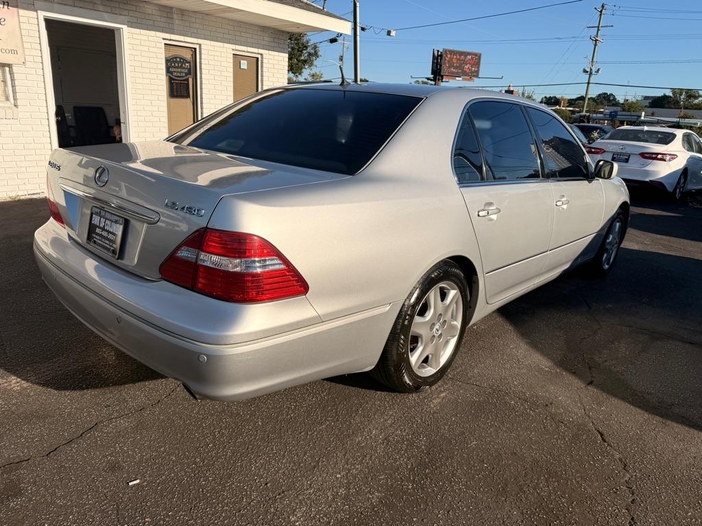 Lexus LS 430  2004