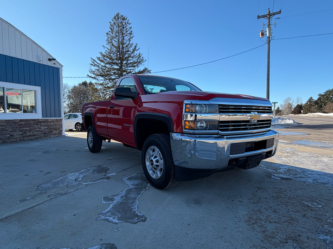 Chevrolet Silverado 2500HD Built After Aug 14 4WD Reg Cab 133.6" Work Truck 2015
