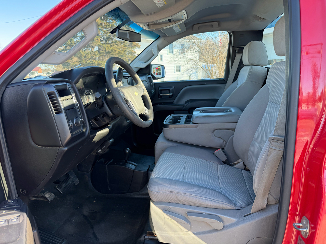 Chevrolet Silverado 2500HD Built After Aug 14 4WD Reg Cab 133.6" Work Truck 2015