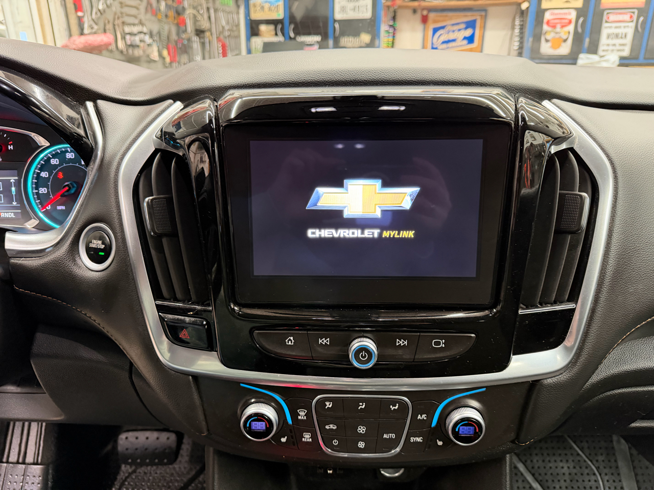 Chevrolet Traverse AWD 4dr LT Cloth w/1LT 2018