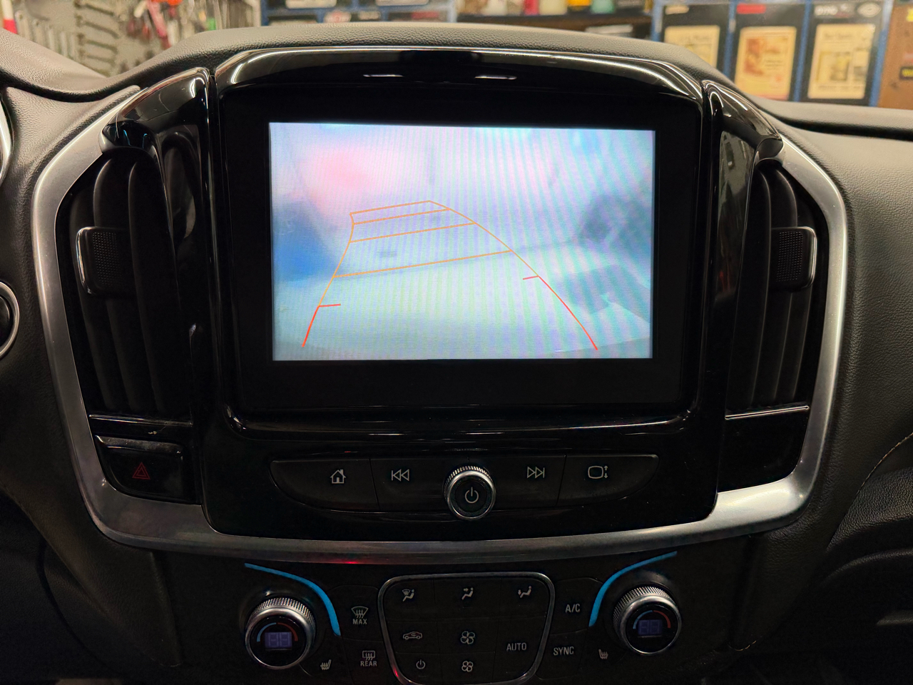 Chevrolet Traverse AWD 4dr LT Cloth w/1LT 2018