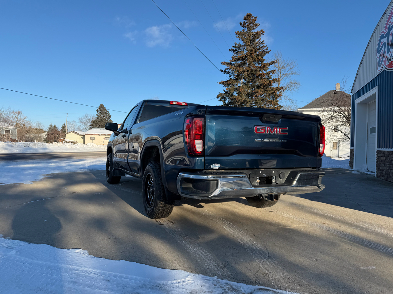 GMC Sierra 1500 Limited 4WD Reg Cab 140" Pro 2022