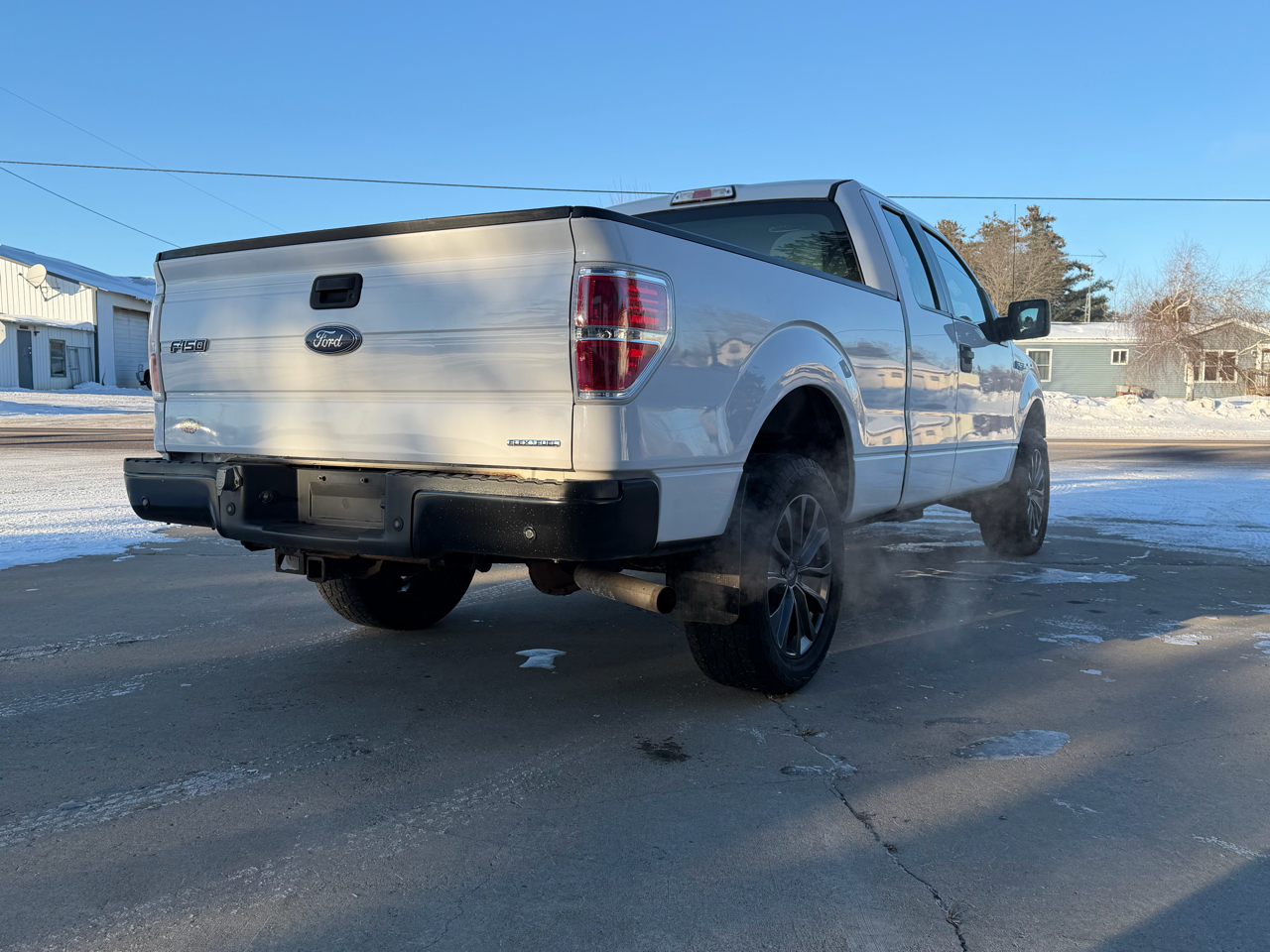 Ford F-150 4WD SuperCab 145" XL 2014