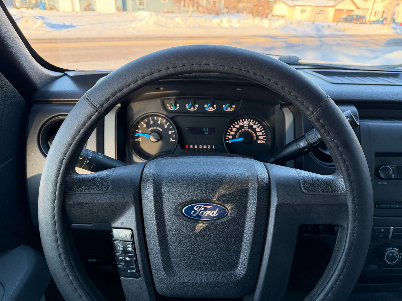 Ford F-150 4WD SuperCab 145" XL 2014