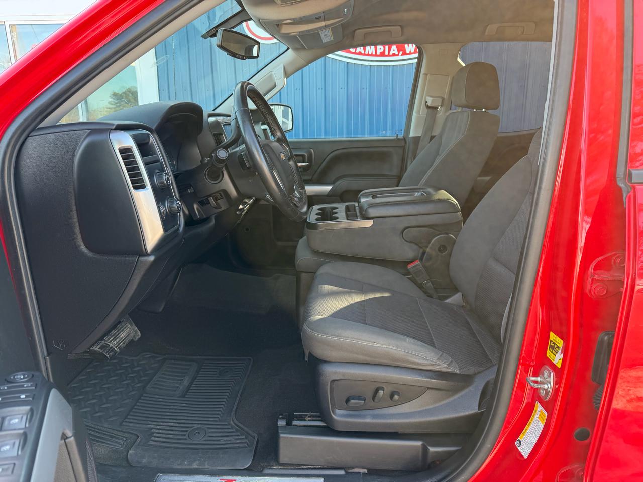 Chevrolet Silverado 1500 4WD Double Cab 143.5" LT w/2LT 2018