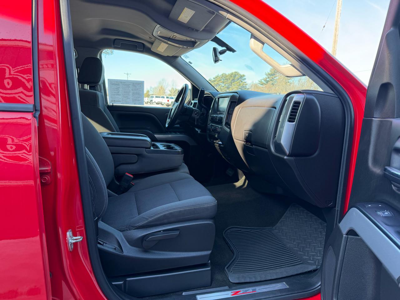 Chevrolet Silverado 1500 4WD Double Cab 143.5" LT w/2LT 2018