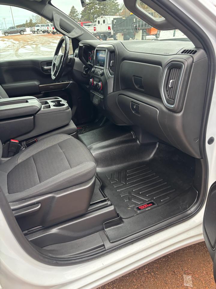 Chevrolet Silverado 1500 4WD Crew Cab 157" LT 2021