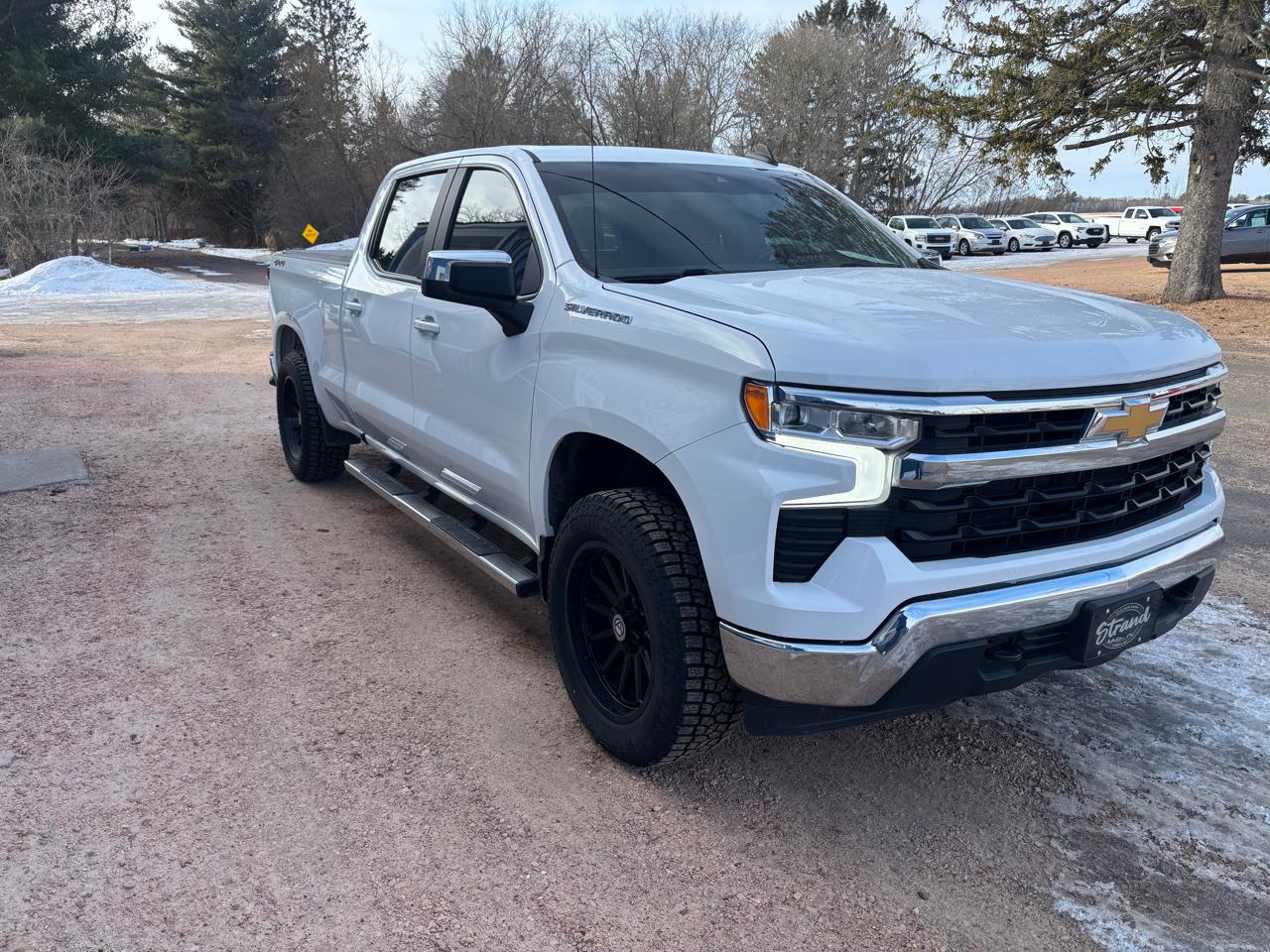 Chevrolet Silverado 1500 4WD Crew Cab 157" LT 2023