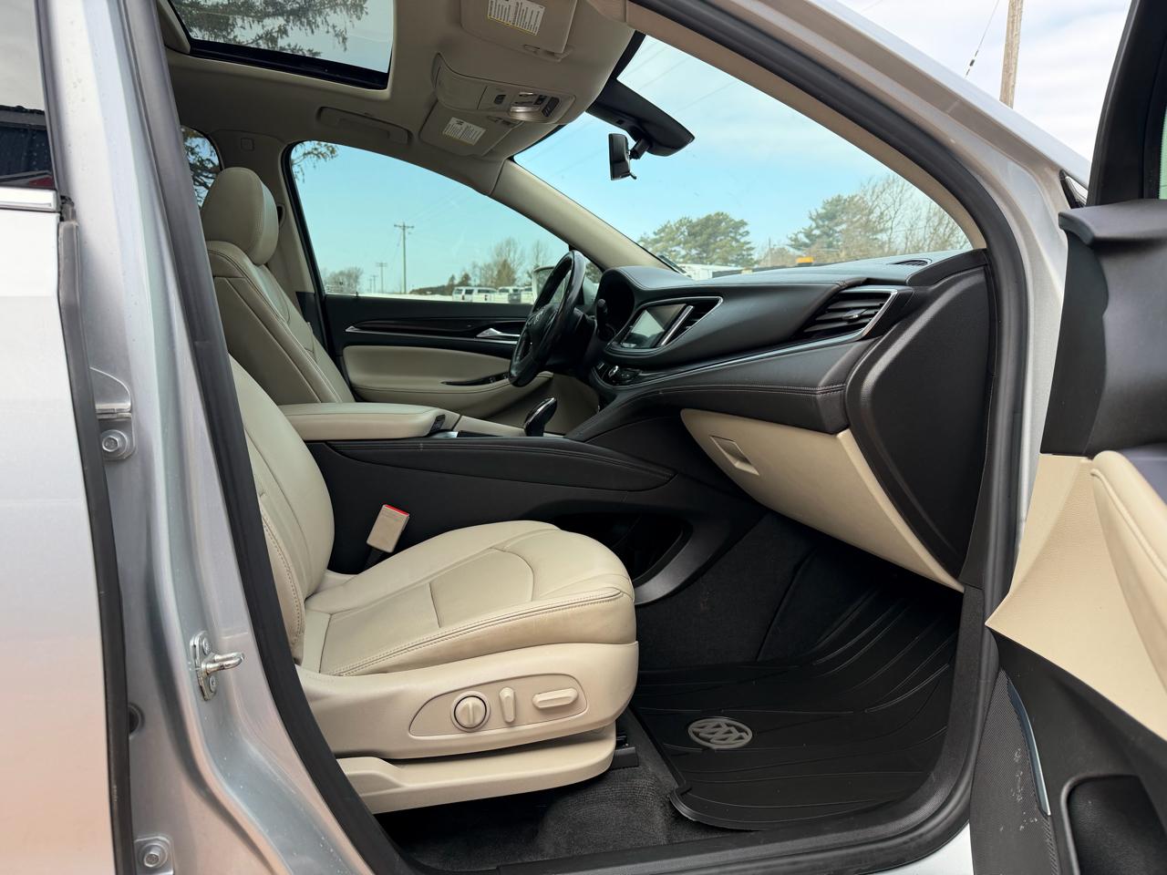 Buick Enclave AWD 4dr Essence 2019