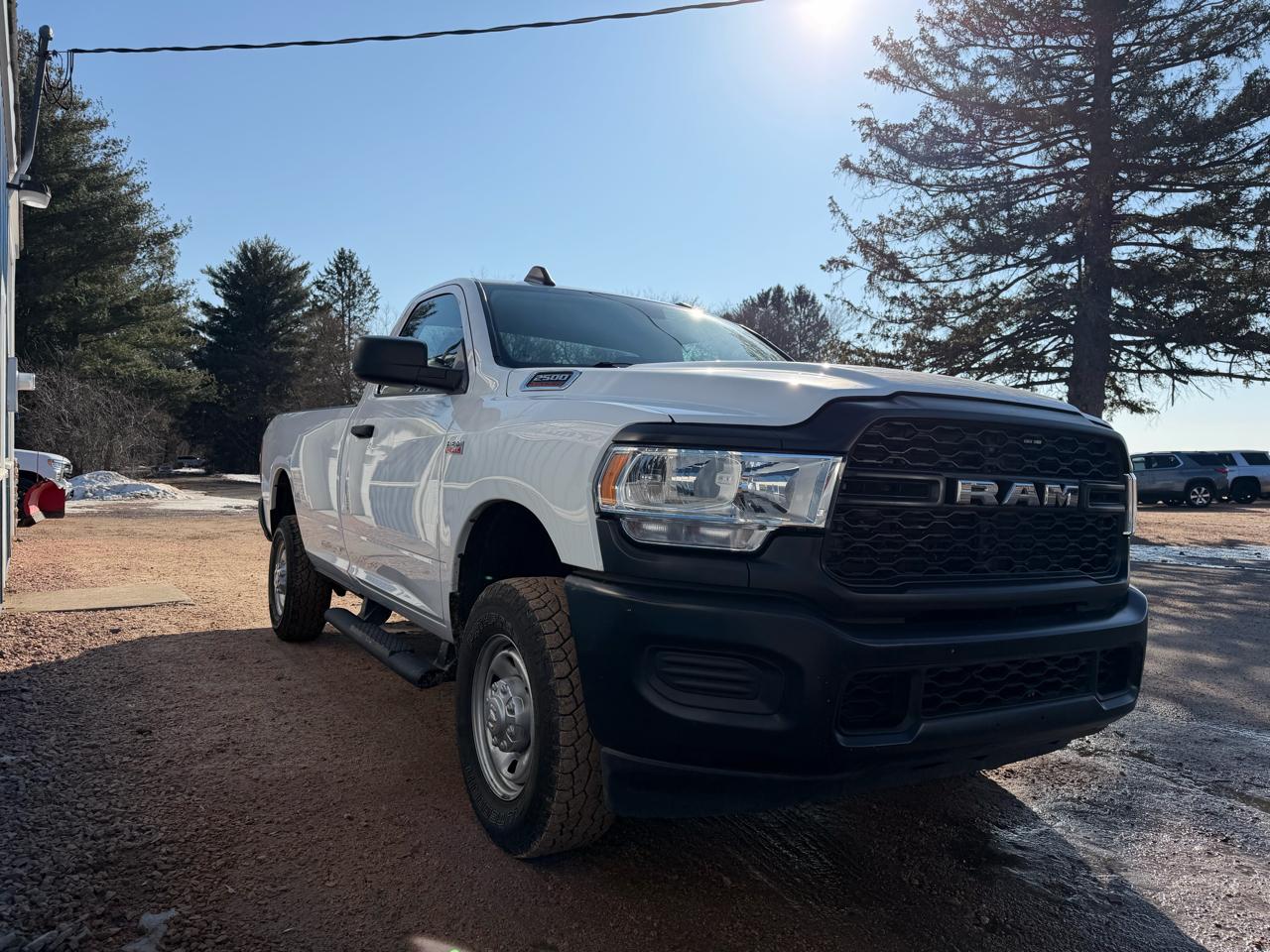 RAM 2500 Tradesman 4x4 Reg Cab 8' Box 2020
