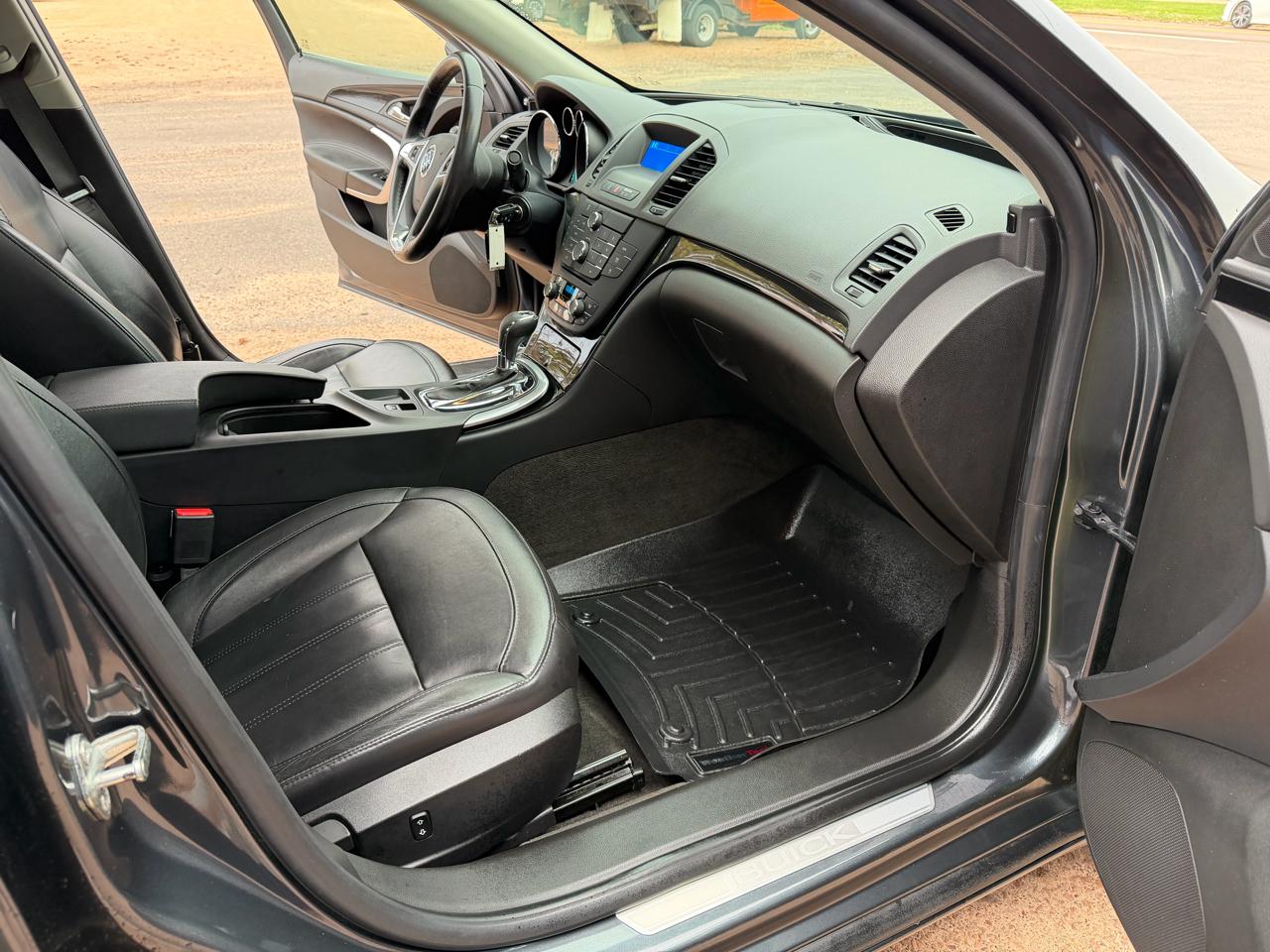 Buick Regal 4dr Sdn CXL RL2 (Oshawa) 2011