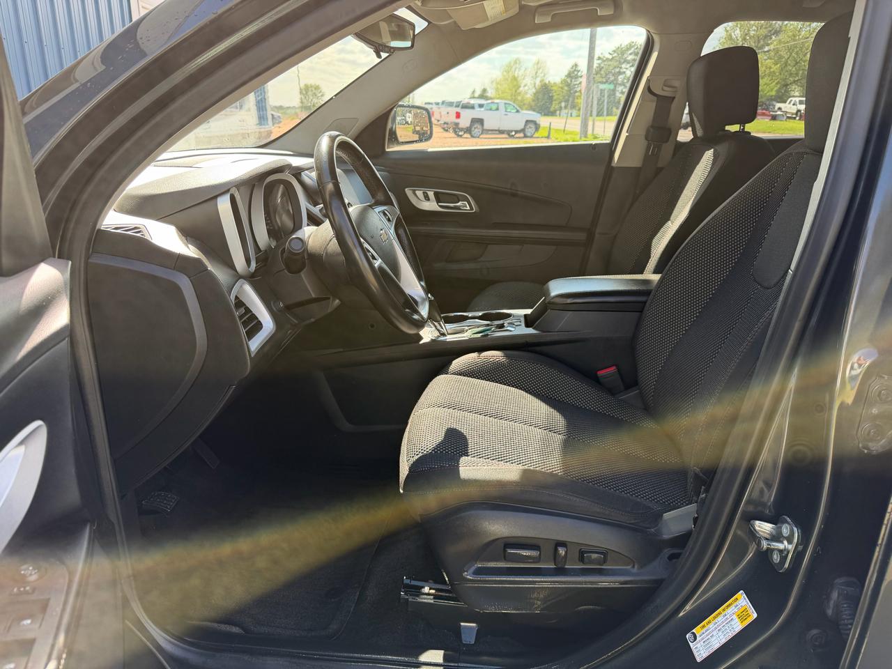 Chevrolet Equinox AWD 4dr LT w/1LT 2017