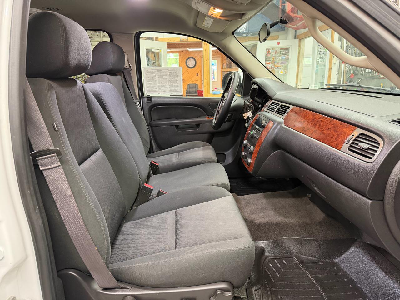 Chevrolet Tahoe 4WD 4dr 1500 LS 2013