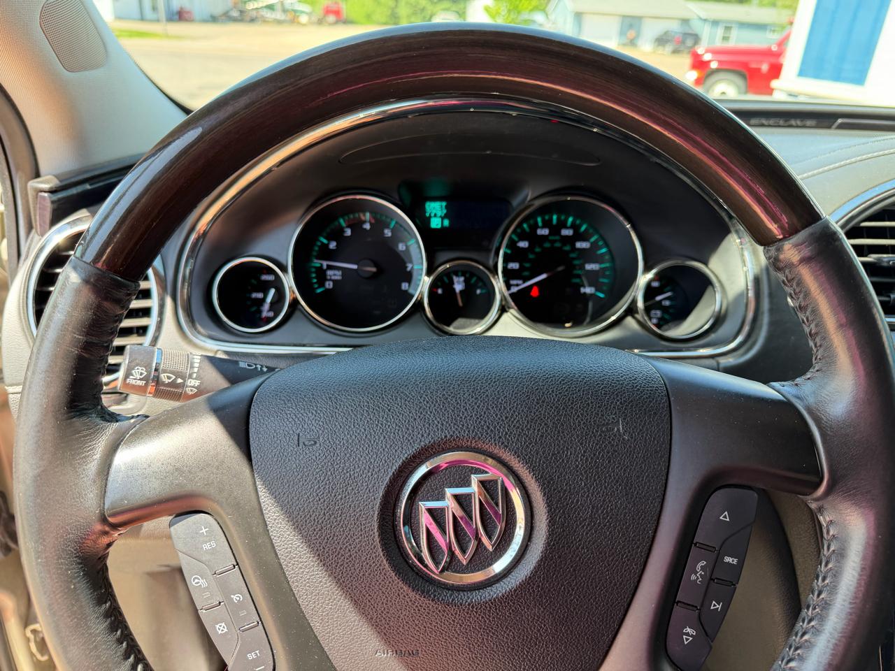 Buick Enclave AWD 4dr Leather 2016